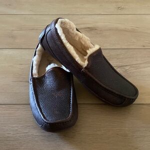 Ugg Ascot Slippers